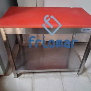 MESA CENTRAL CON FIBRA ROJA