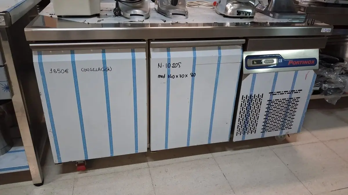 BAJO-MOSTRADOR-CONGELACION