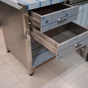 MESA-TRABAJO-INOX-MURAL